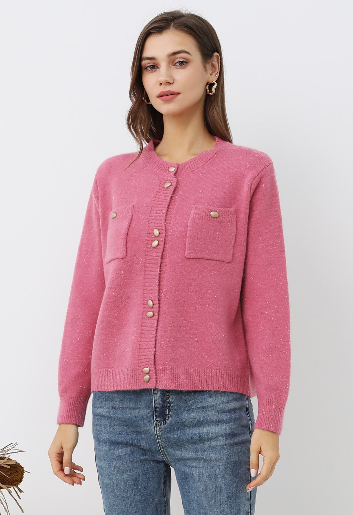 Cardigan élégant en tricot à franges scintillantes et boutons en rose bonbon