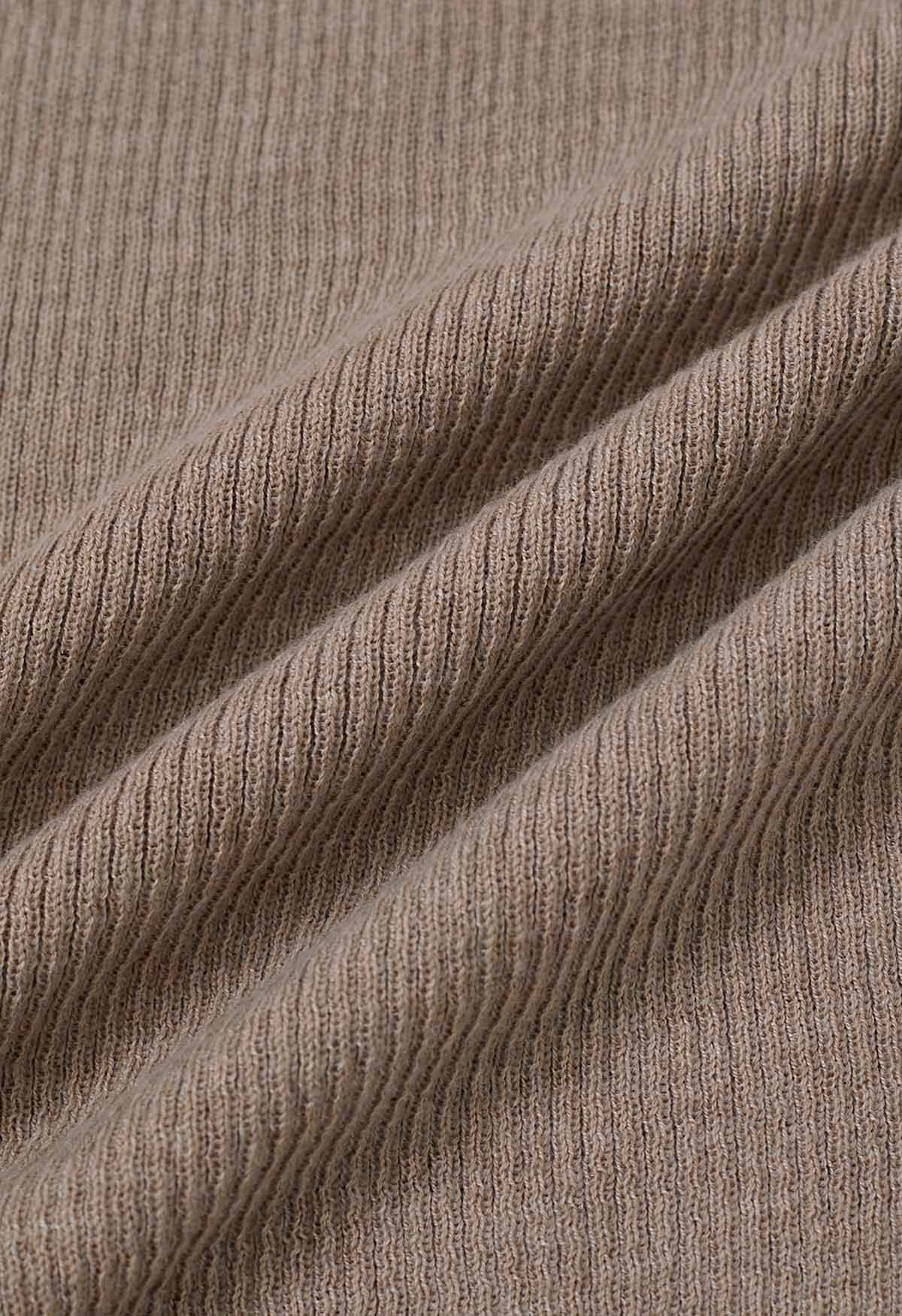 Haut en tricot à épaules dénudées et à rabat Soft Elegance en sable