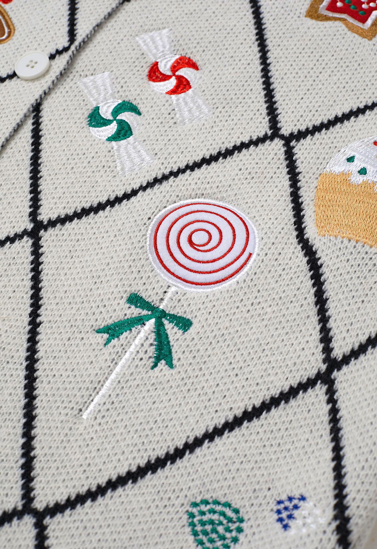 Cardigan boutonné en tricot de pain d'épices de Noël en blanc