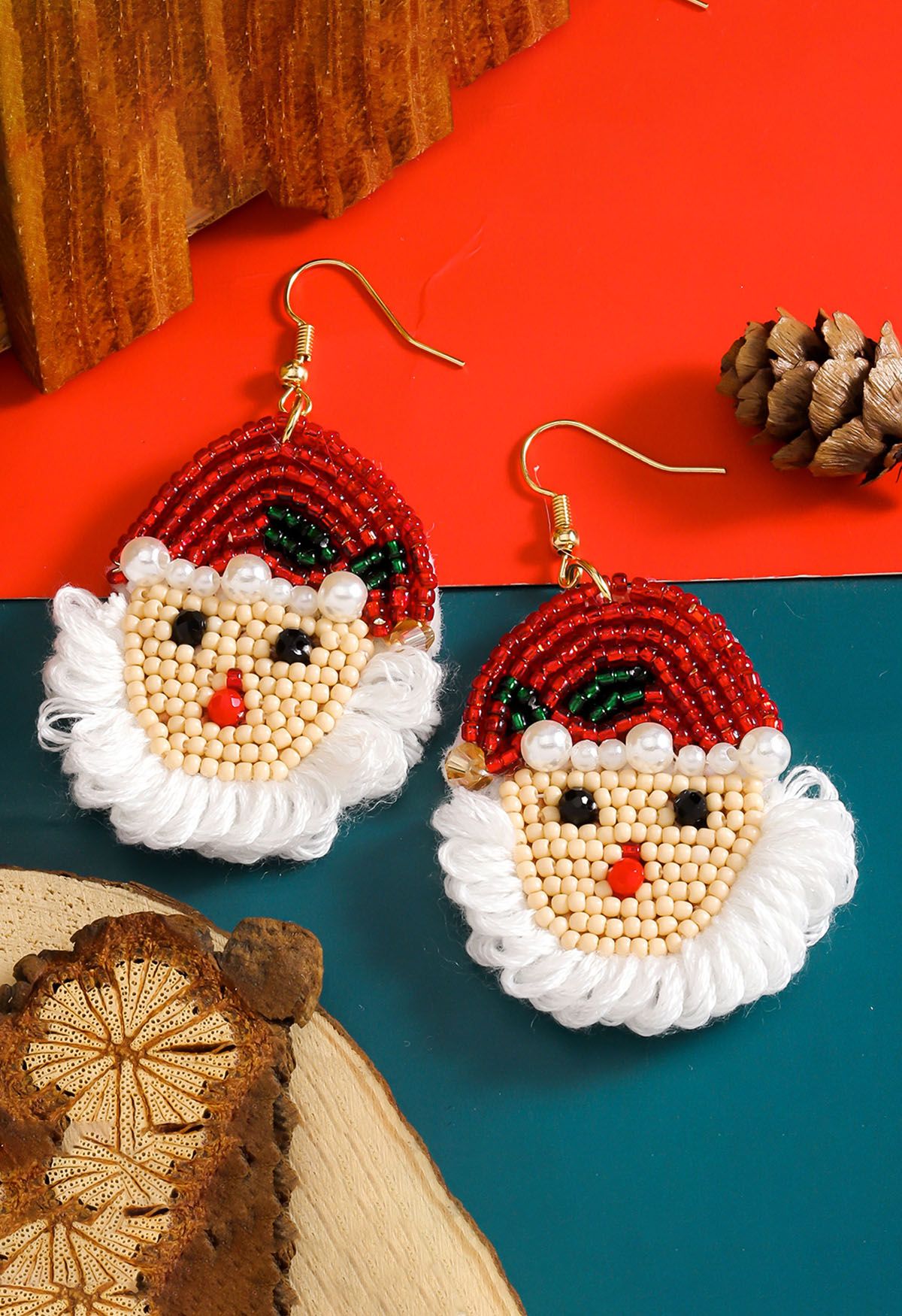 Boucles d'oreilles à crochets en perles du Père Noël joyeux