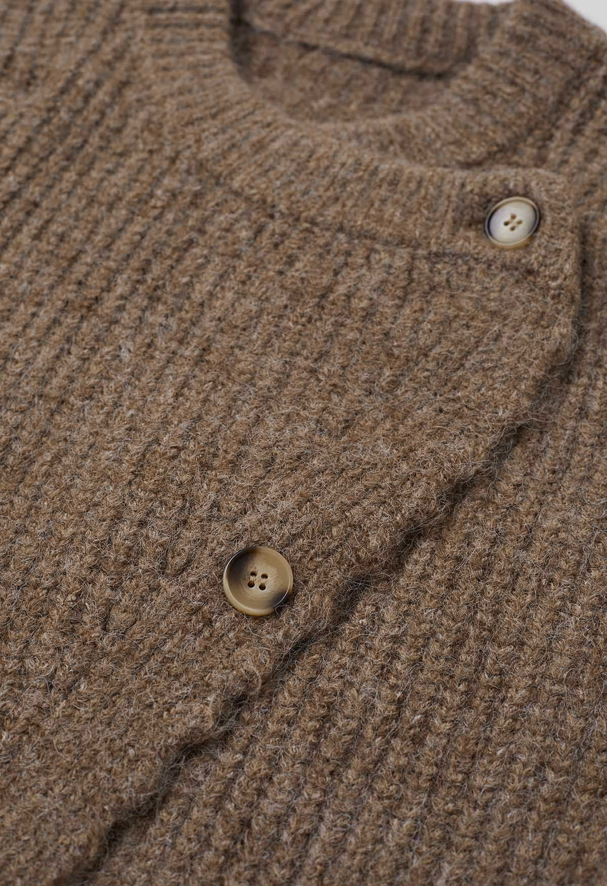 Cardigan long en tricot boutonné asymétrique enveloppé de chaleur en marron