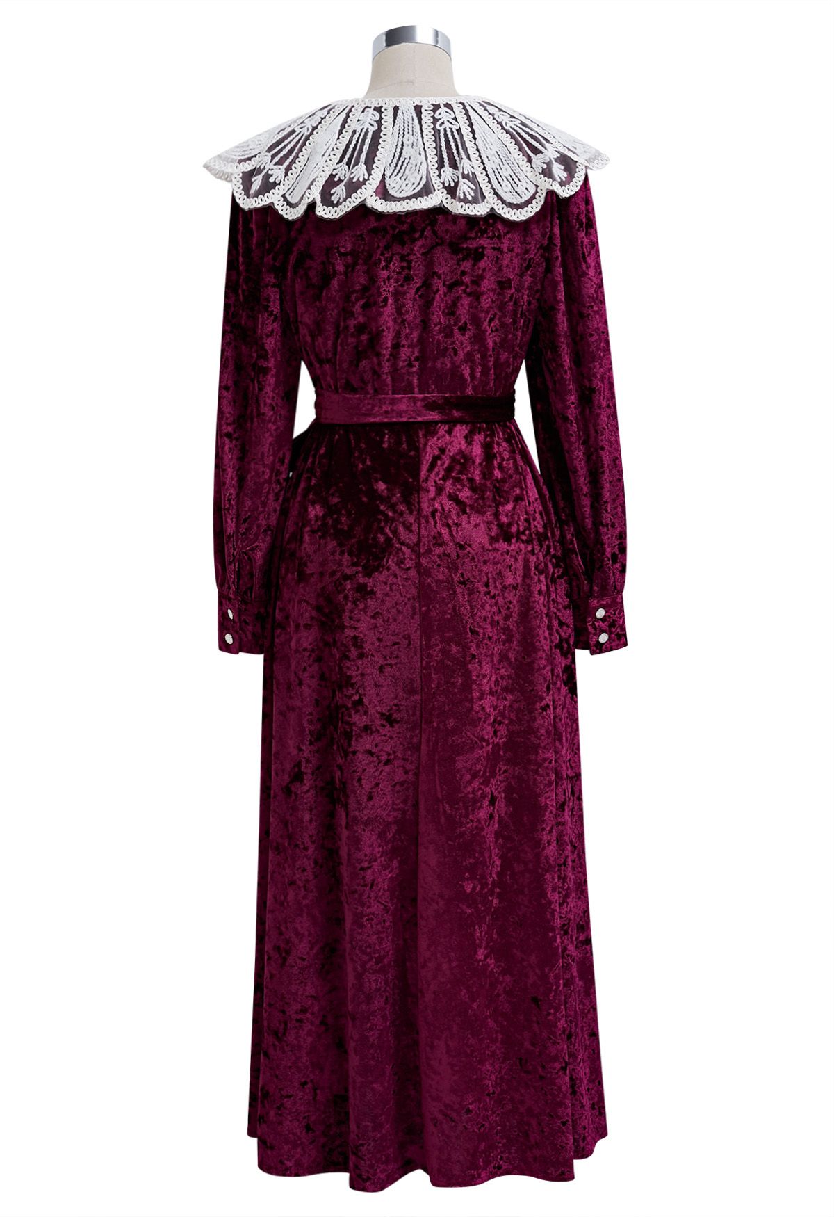 Robe mi-longue en velours avec col en dentelle bordeaux