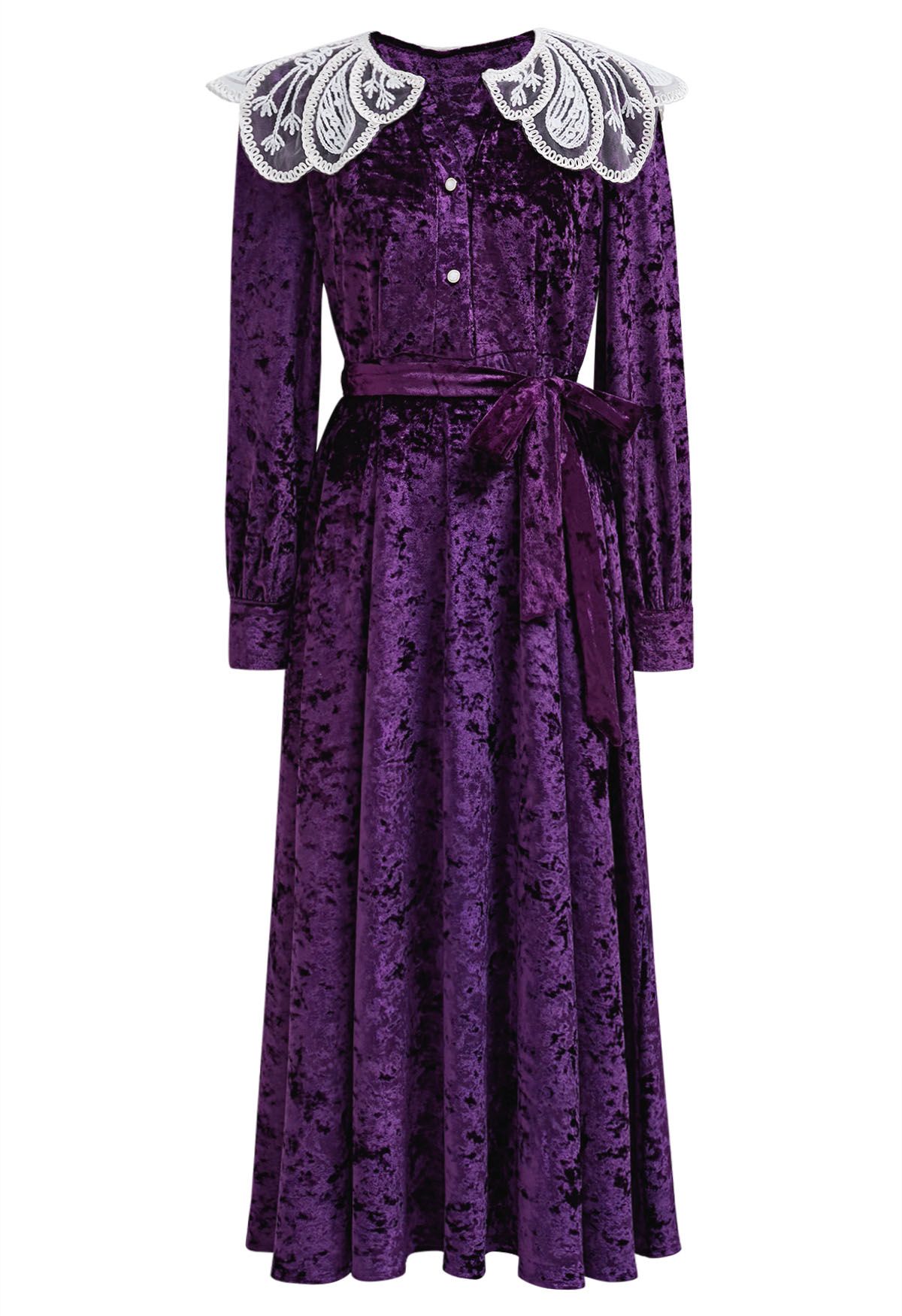 Robe mi-longue en velours à col en dentelle et à volants en violet