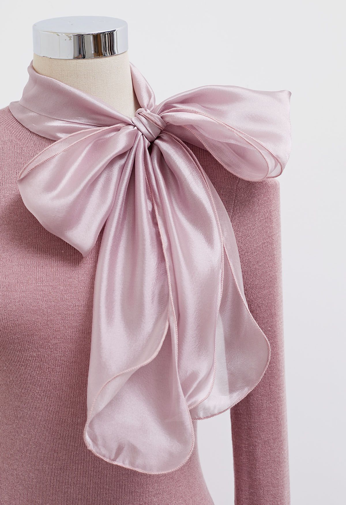 Organza Bowknot Neckline Knit Top in Dusty Pink