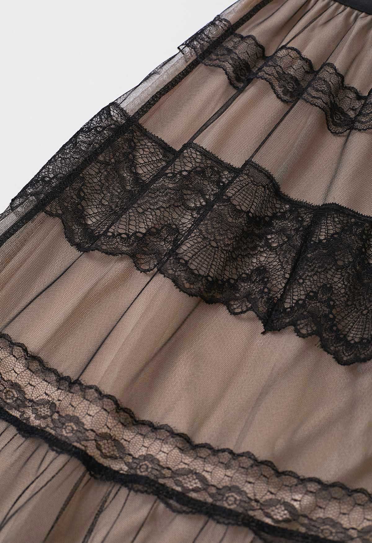 Jupe mi-longue mystérieuse en tulle et dentelle à plusieurs niveaux en abricot