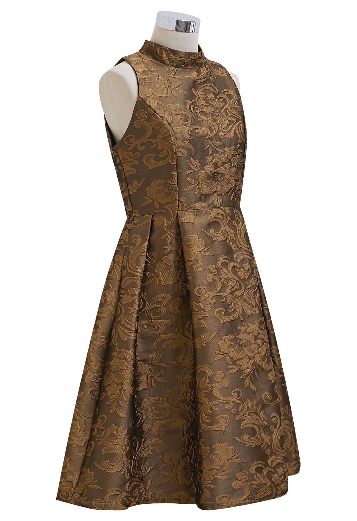 Magnifique robe sans manches en jacquard fleuri en bronze