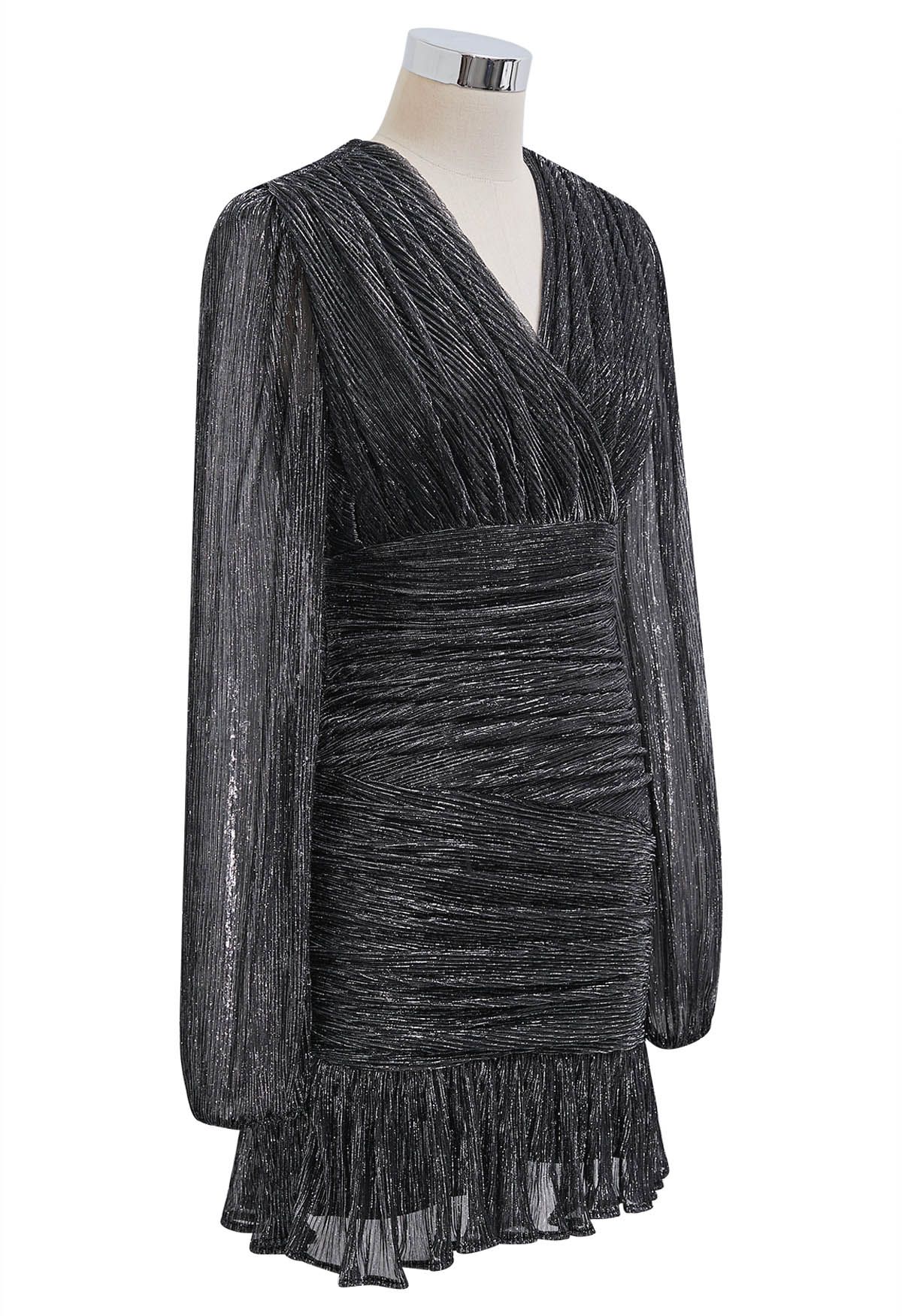 Robe de cocktail élégante en maille froncée scintillante en noir