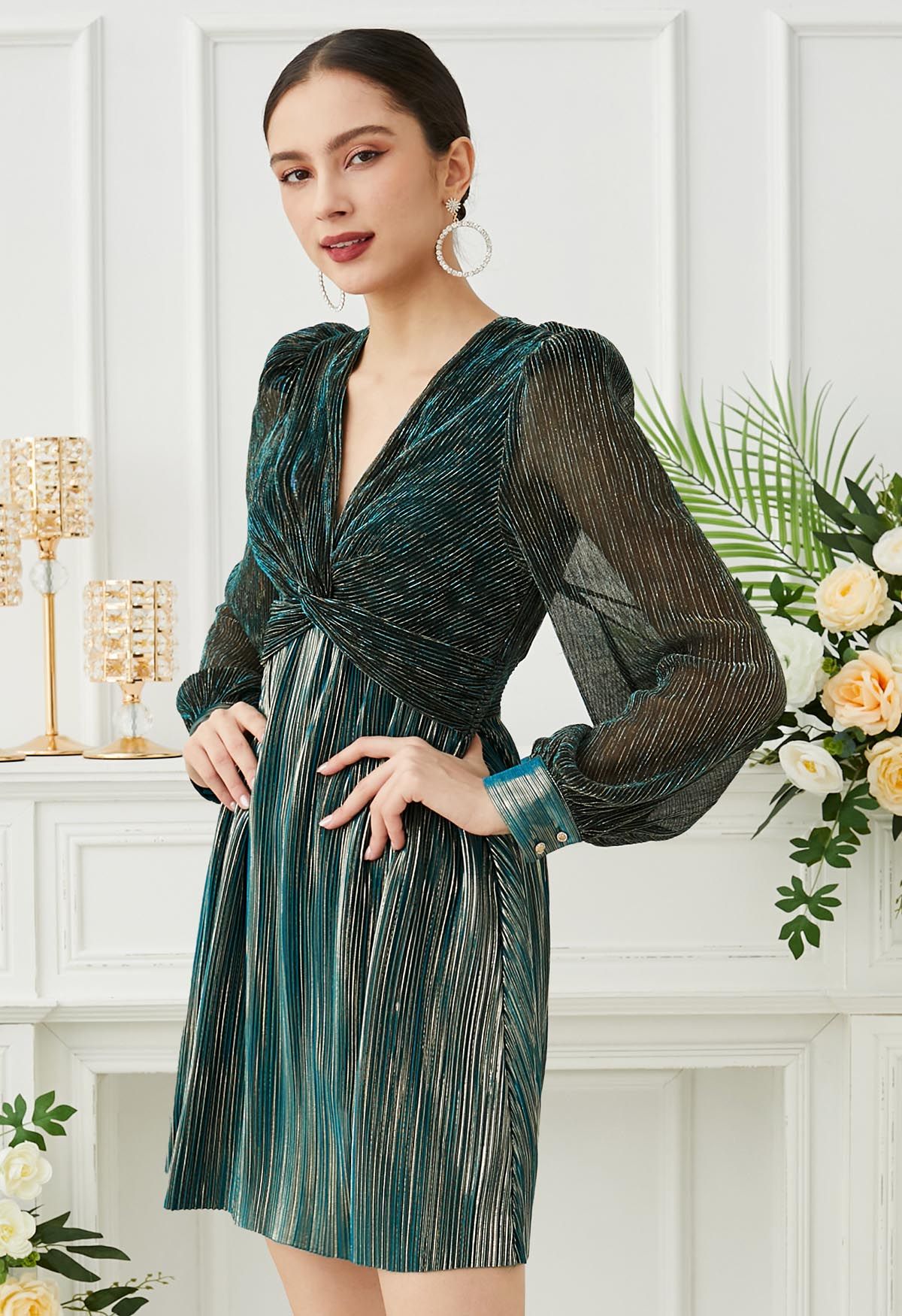 Robe de cocktail métallisée glamour en bleu sarcelle