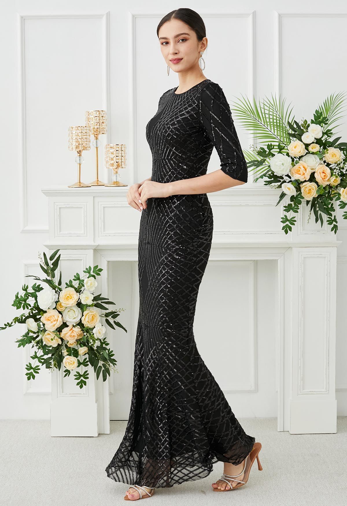 Robe sirène opulente à sequins géométriques en noir