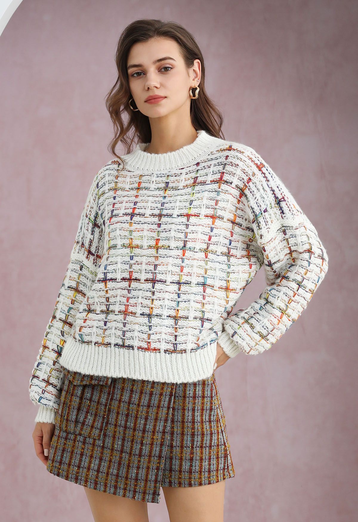 Pull en maille quadrillée aux accents de couleur en blanc