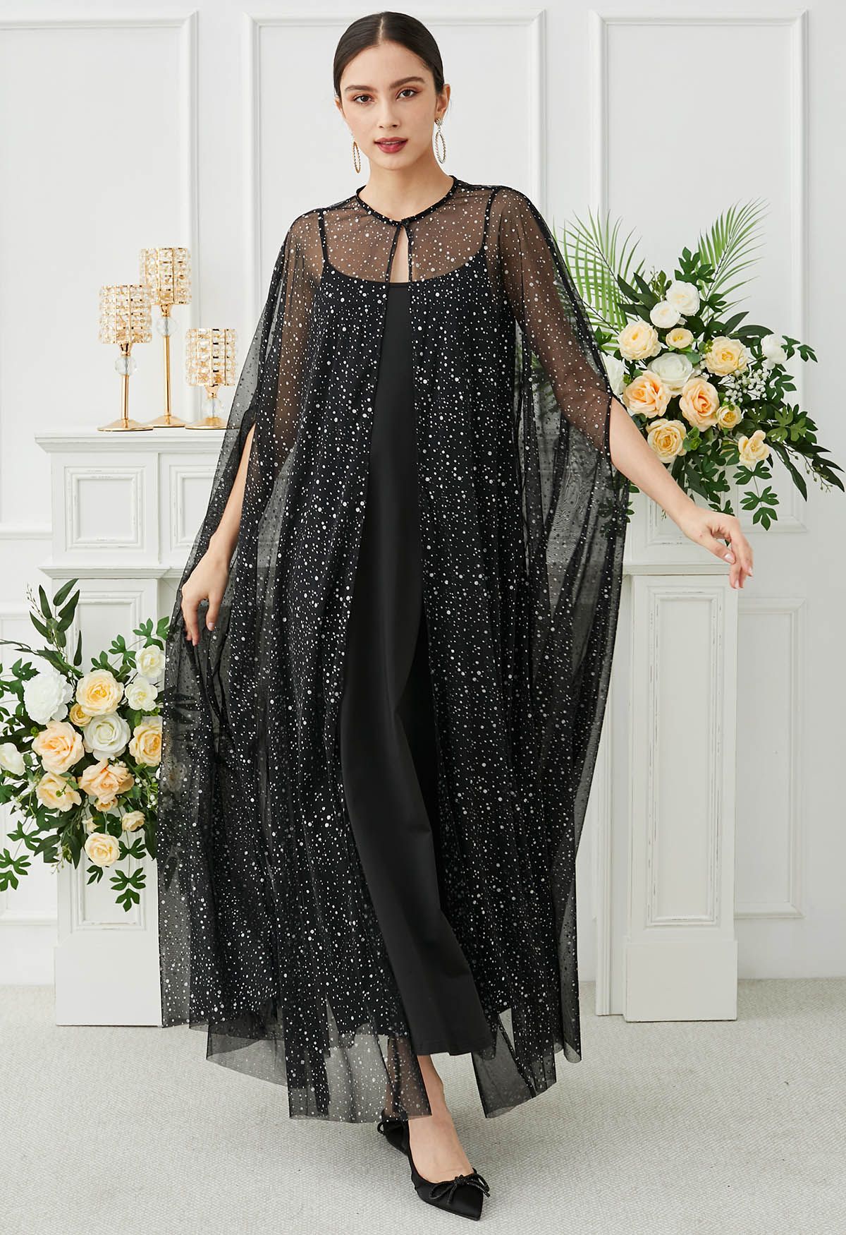 Robe longue cape en maille pailletée noire