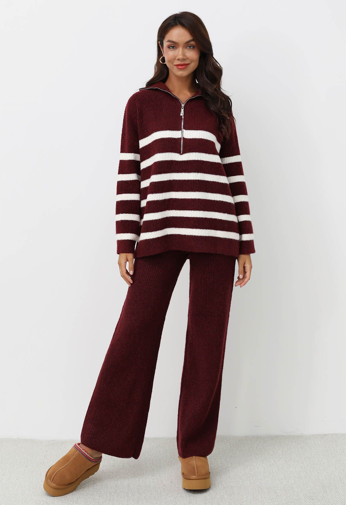 Ensemble pull et pantalon à demi-zip à rayures bordeaux