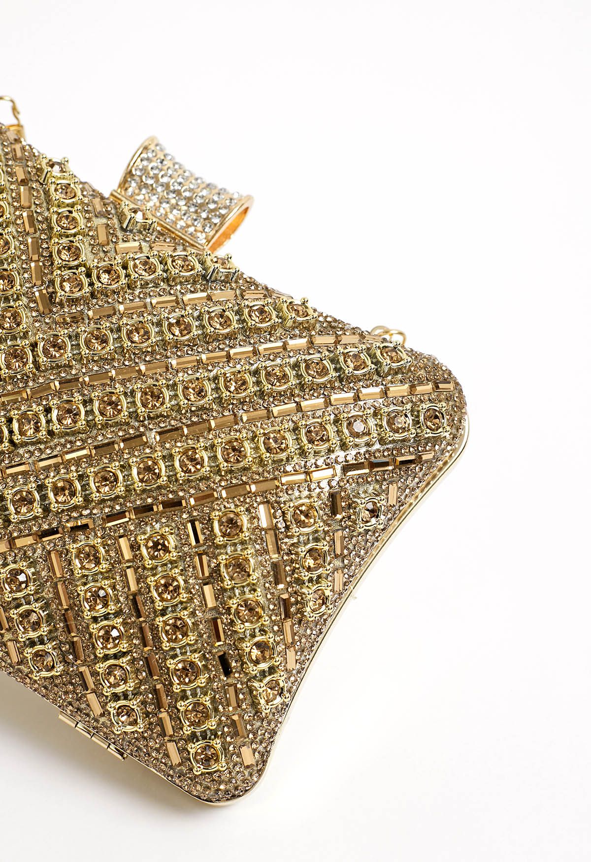 Pochette fantaisie avec superposition de strass en champagne