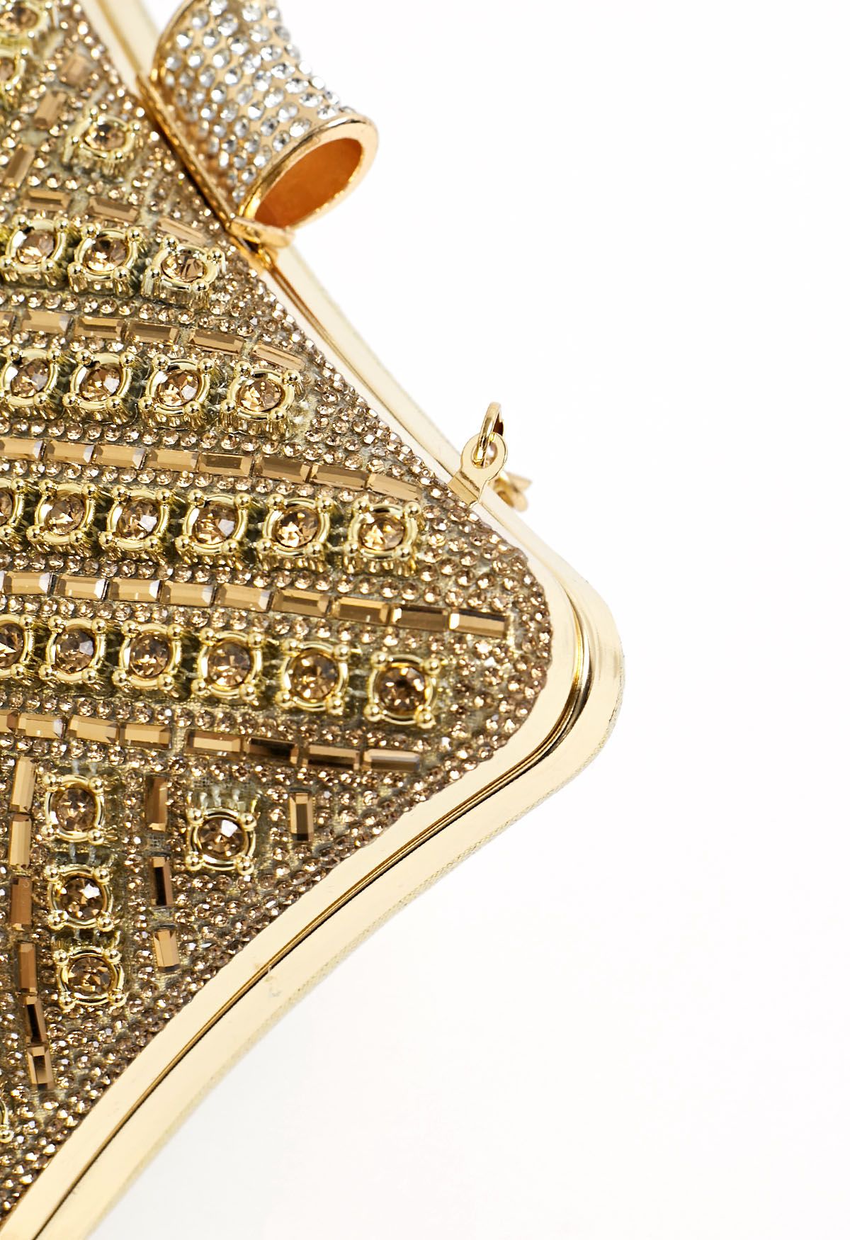 Pochette fantaisie avec superposition de strass en champagne