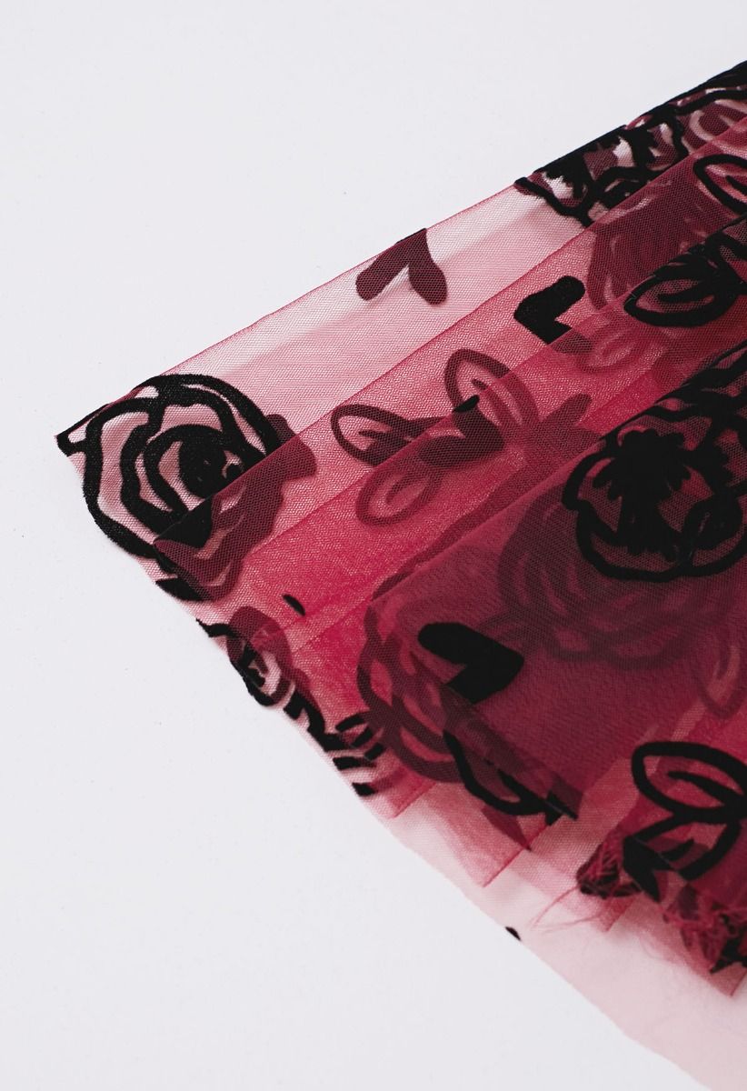 Jupe mi-longue en maille 3D avec roses et cœurs en rouge