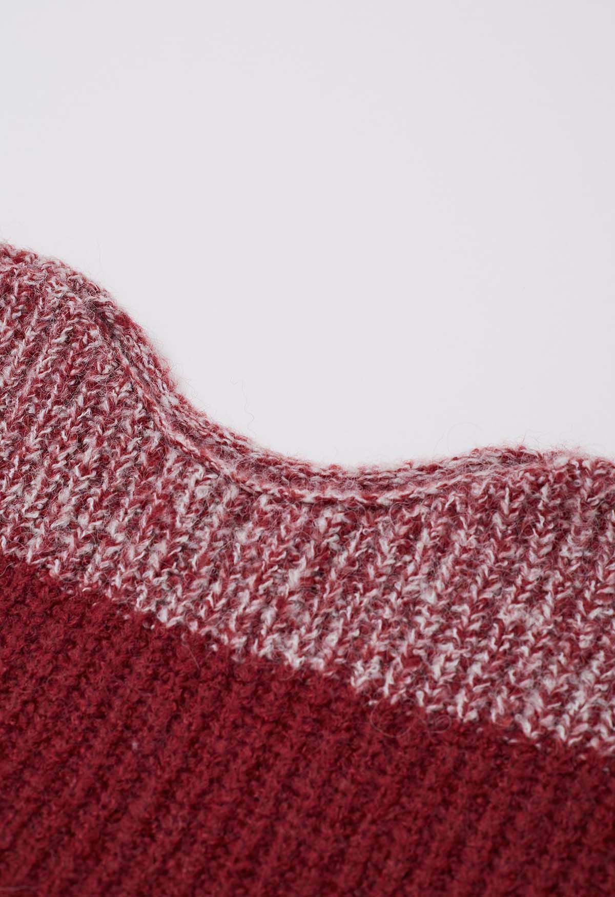 Pull en tricot côtelé à rayures contrastées en rouge