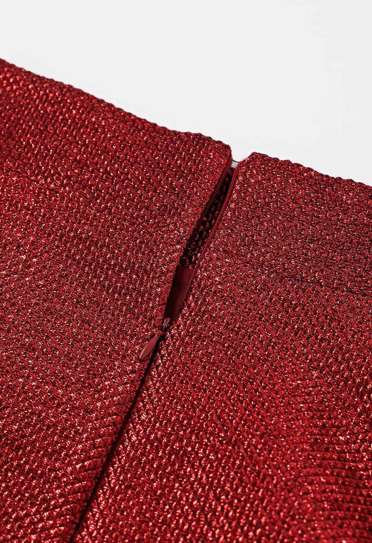 Jupe longue trapèze ceinturée en jacquard gaufré en rouge