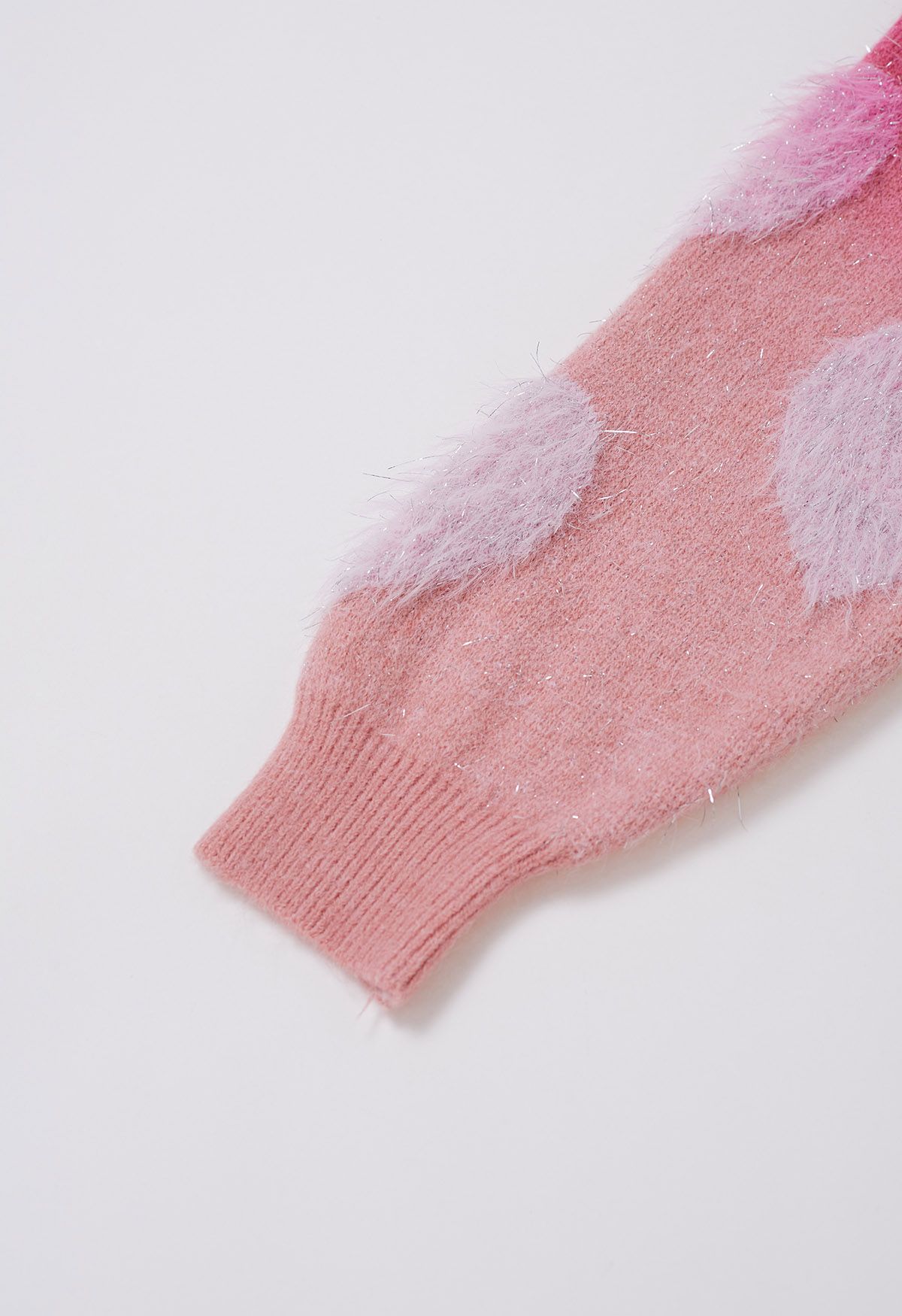 Pull en tricot à franges et cœur flou ombré en rose