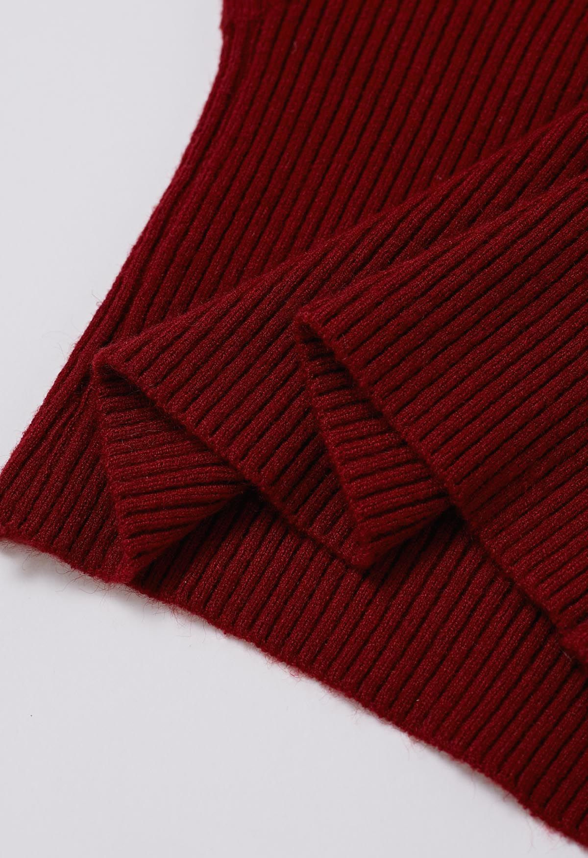 Haut ajusté en tricot avec bordure en dentelle en rouge