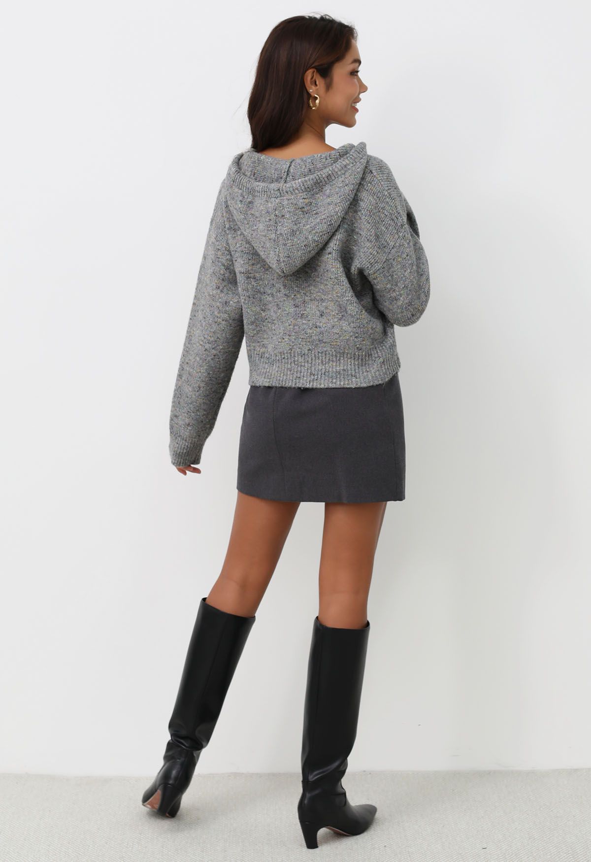 Cardigan en tricot à capuche avec cordon de serrage et fermeture éclair en gris