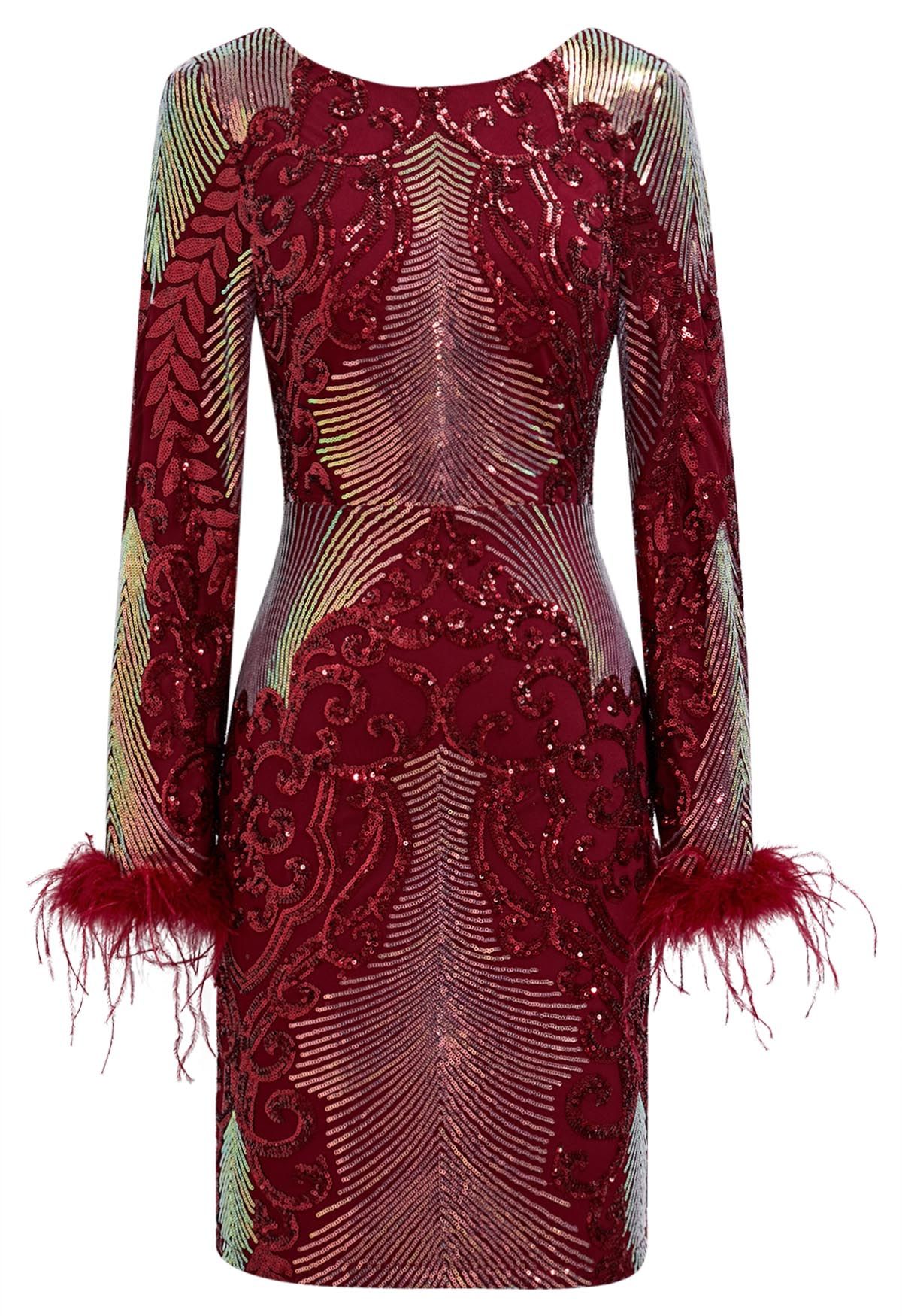 Robe moulante à paillettes éblouissantes et bordure en plumes de vigne en rouge