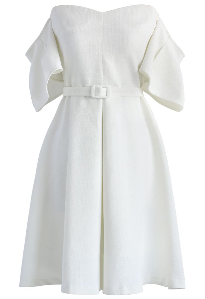 Luxe Classique Robe Blanche avec des Epaules Dénudées