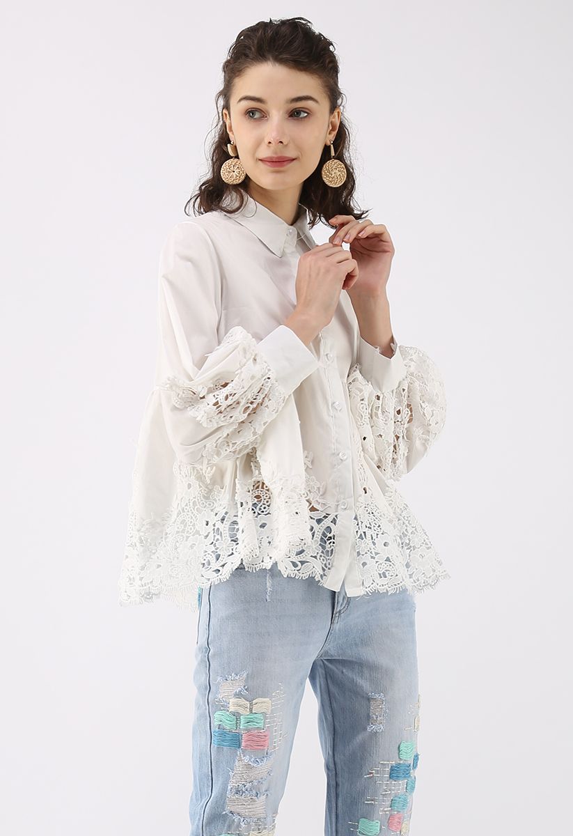 Croissance des fleurs Crochet Dolly Top in White