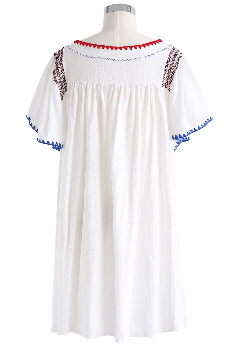 Né à Boho Land Dolly Dress en blanc