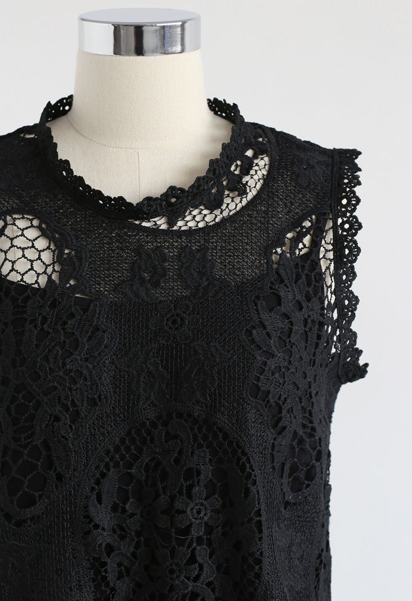 Spiffed Up Crochet Sleeveless Dress in Black