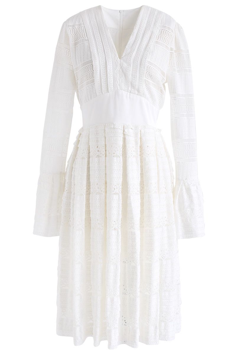 Exclusif Glamour V-Neck Lace Dress en blanc