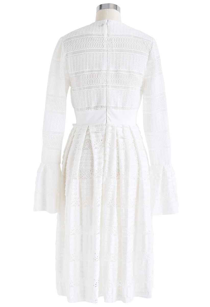 Exclusif Glamour V-Neck Lace Dress en blanc