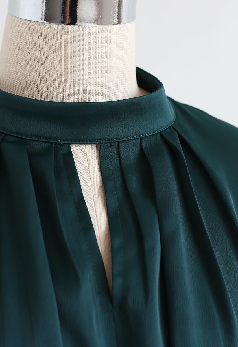 Saisissez la robe de satin bowknot Spotlight en vert