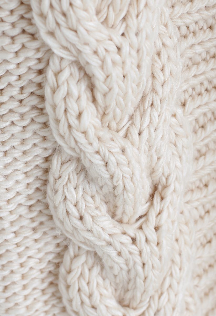Cardigan épais tricoté à la main avec bordure torsadée