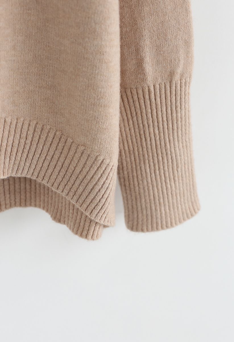 Pull basique doux au toucher en tricot à col bénitier en fauve
