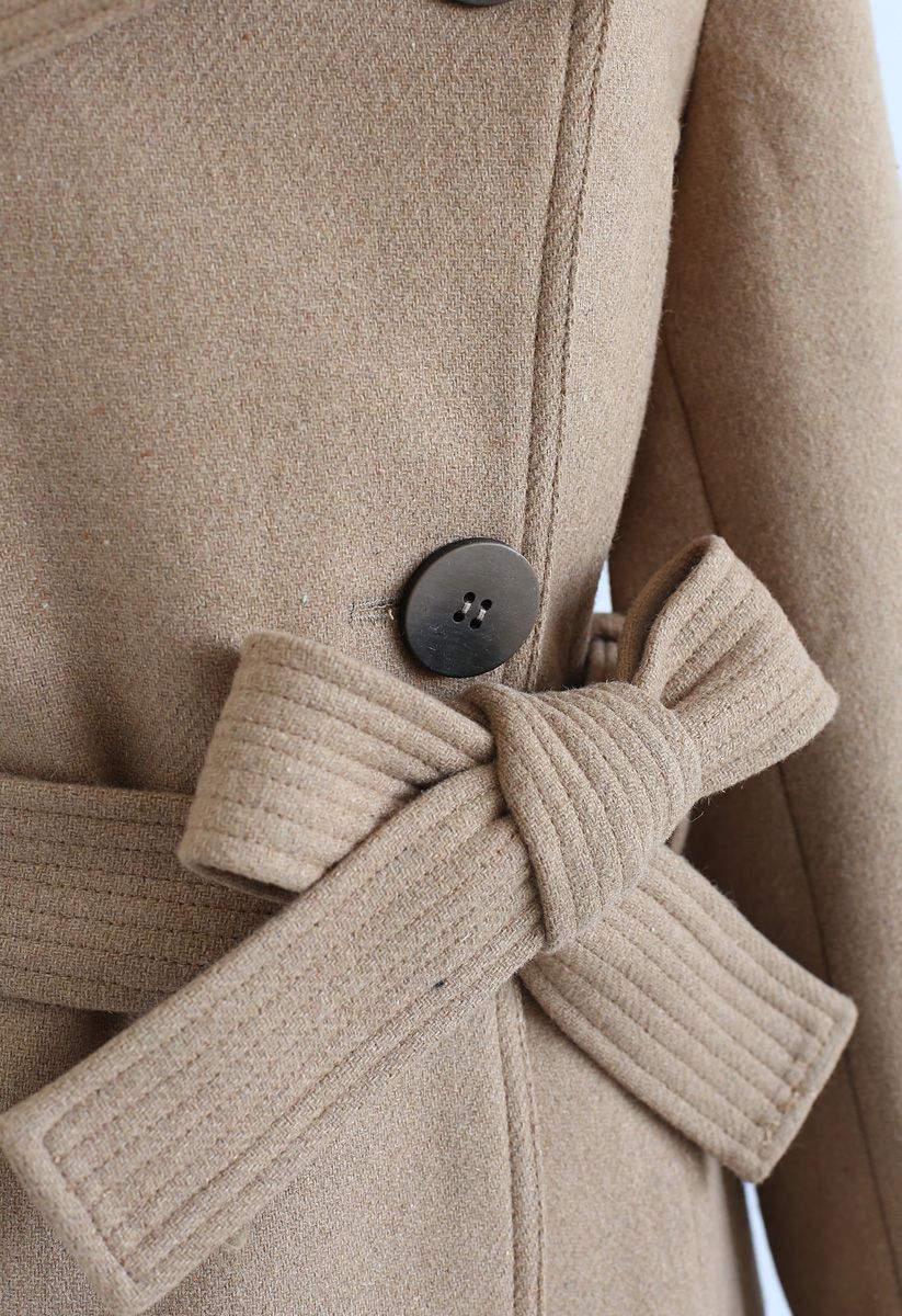 Manteau ceinturé en laine mélangée à col boutonné