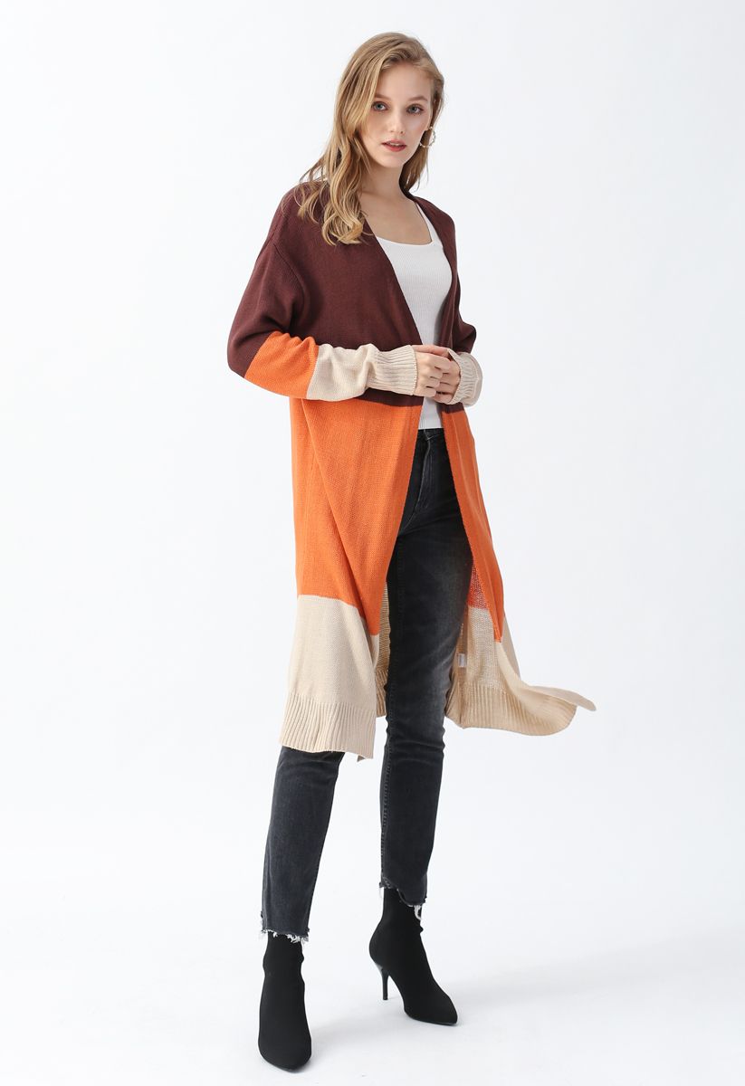 Cardigan en tricot long à blocs de couleur en marron