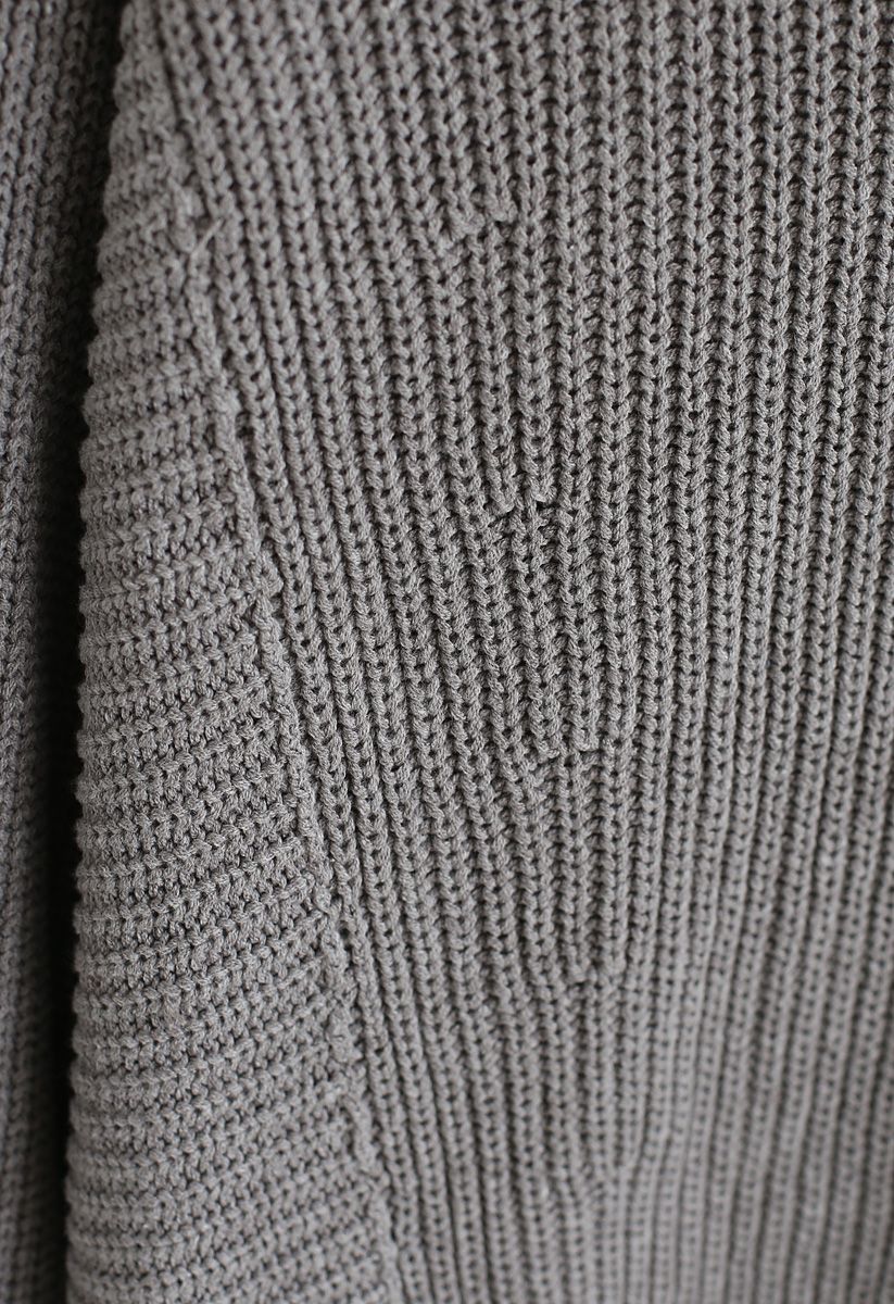Robe en tricot à manches chauve-souris et col bénitier en gris