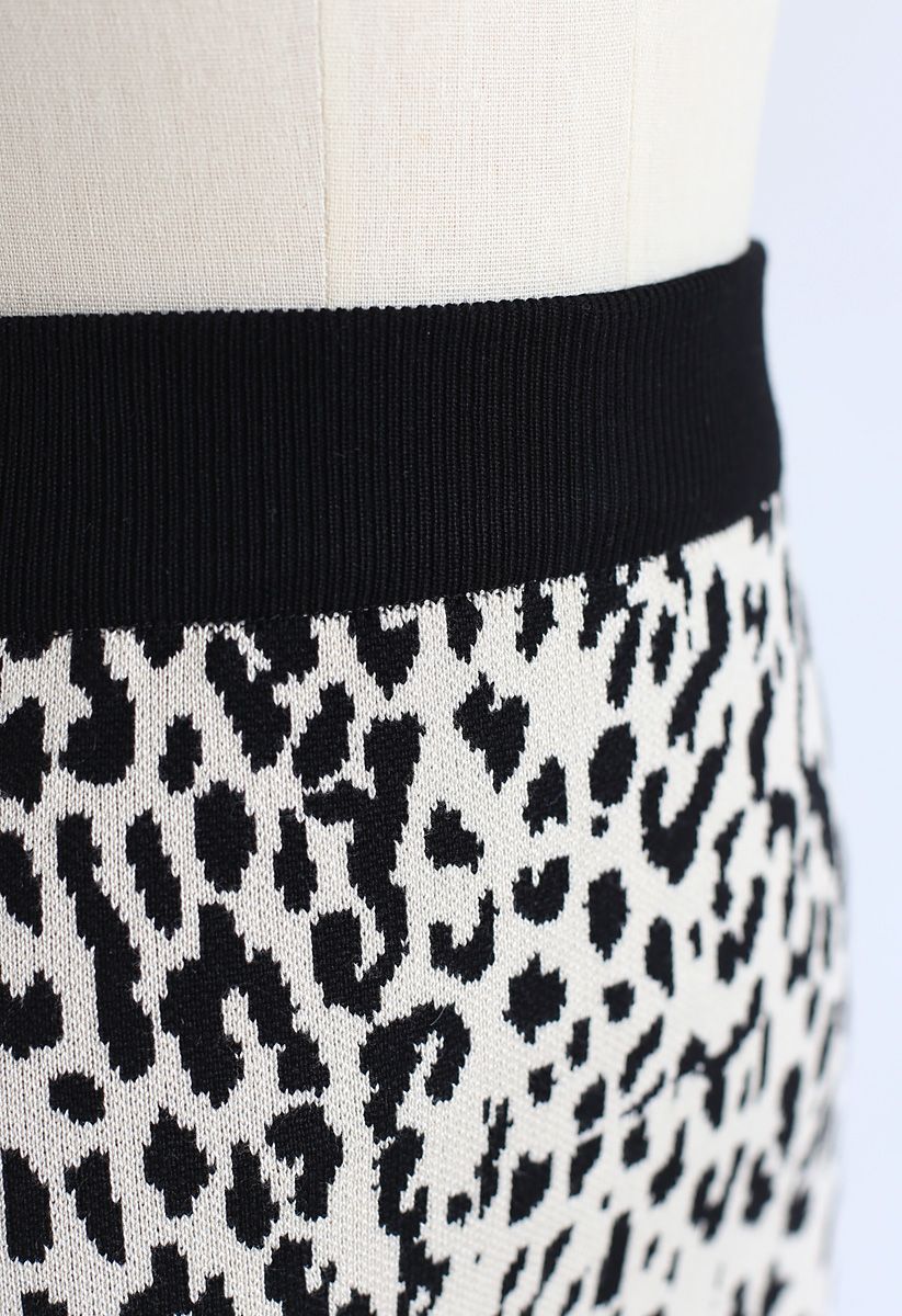 Mini jupe en tricot à imprimé léopard en noir