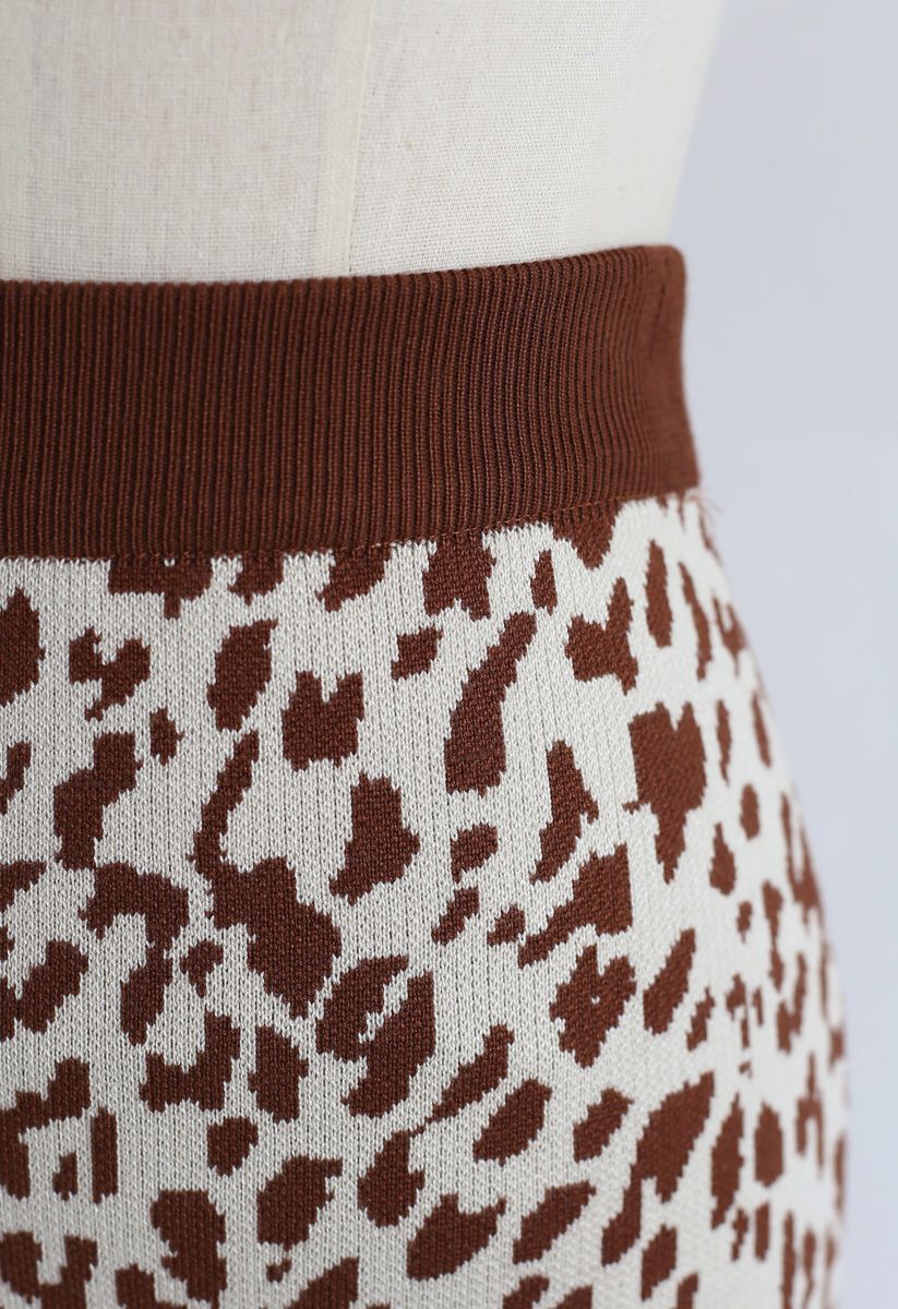 Mini jupe en tricot à imprimé léopard en caramel