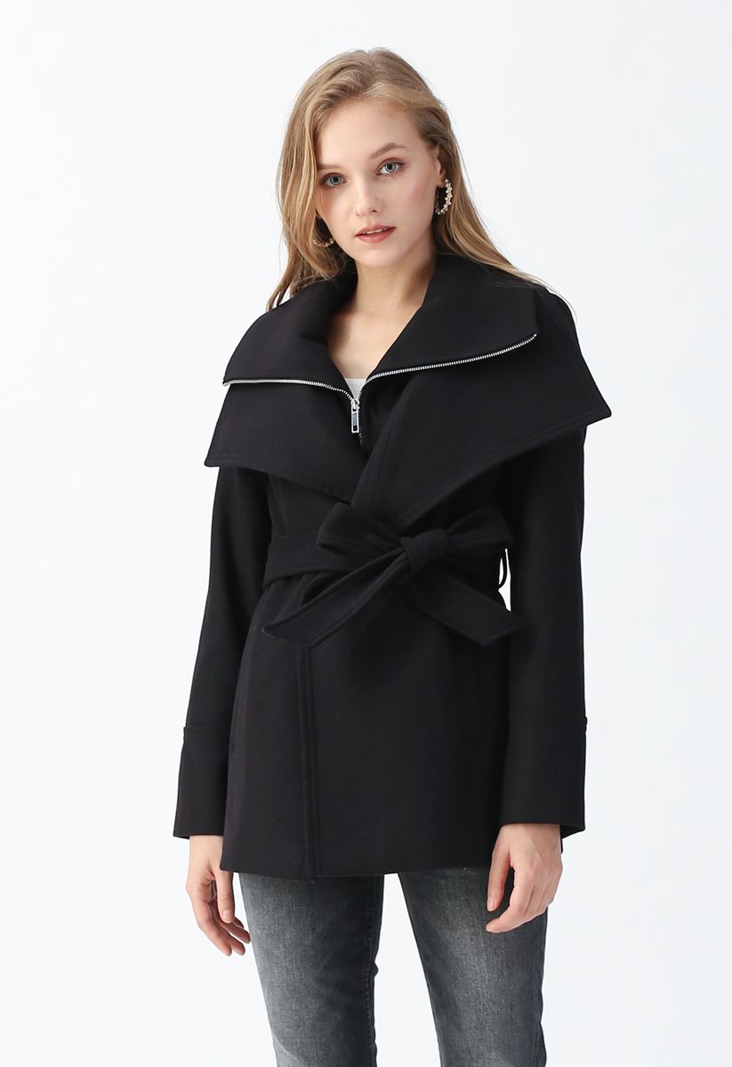 Manteau zippé en laine mélangée avec ceinture en noir