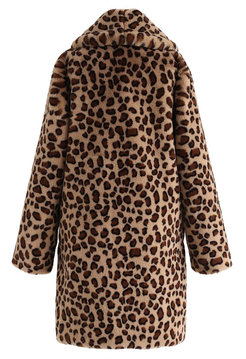 Manteau long en fausse fourrure léopard marron avec col
