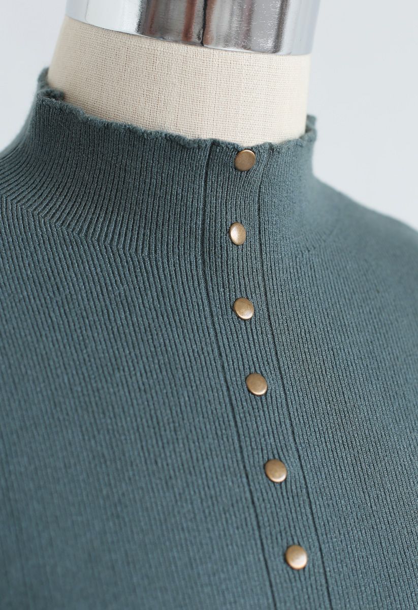 Haut boutonné en tricot ajusté à col montant en bleu sarcelle