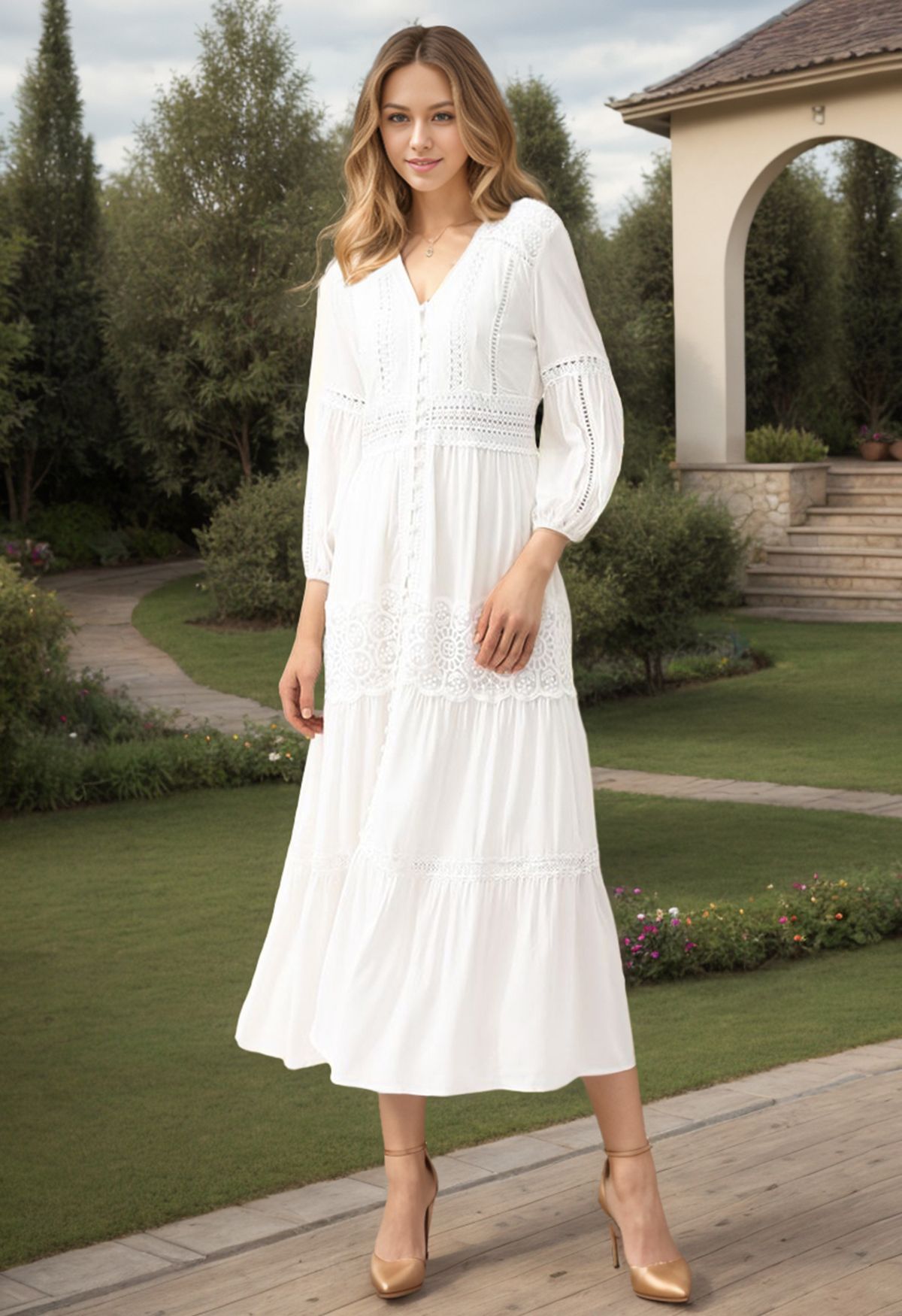 Robe Maxi Boheme Brodee au Crocheter Boutonnee en Blanc