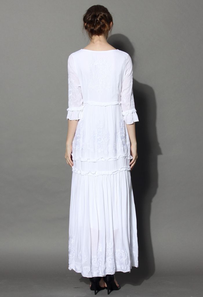 Grace de Vignette Robe Longue Brodée en Blanc