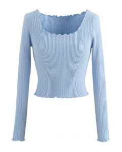Haut court en tricot à ourlet laitue en bleu