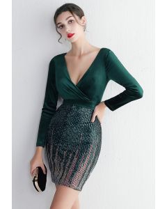 Velvet Spliced V-Neck Sequins Cocktail Dress in Emerald