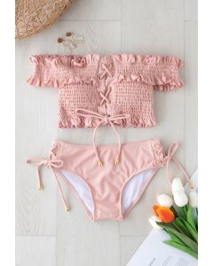 Ensemble de bikini à épaules dénudées et volants à lacets en rose