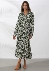 Robe longue ceinturée à imprimé floral et col en V