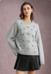 Pull en maille côtelée à pompons et à motifs floraux en gris