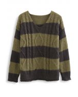 Pull en tricot torsadé à col en V avec blocs de couleur en olive